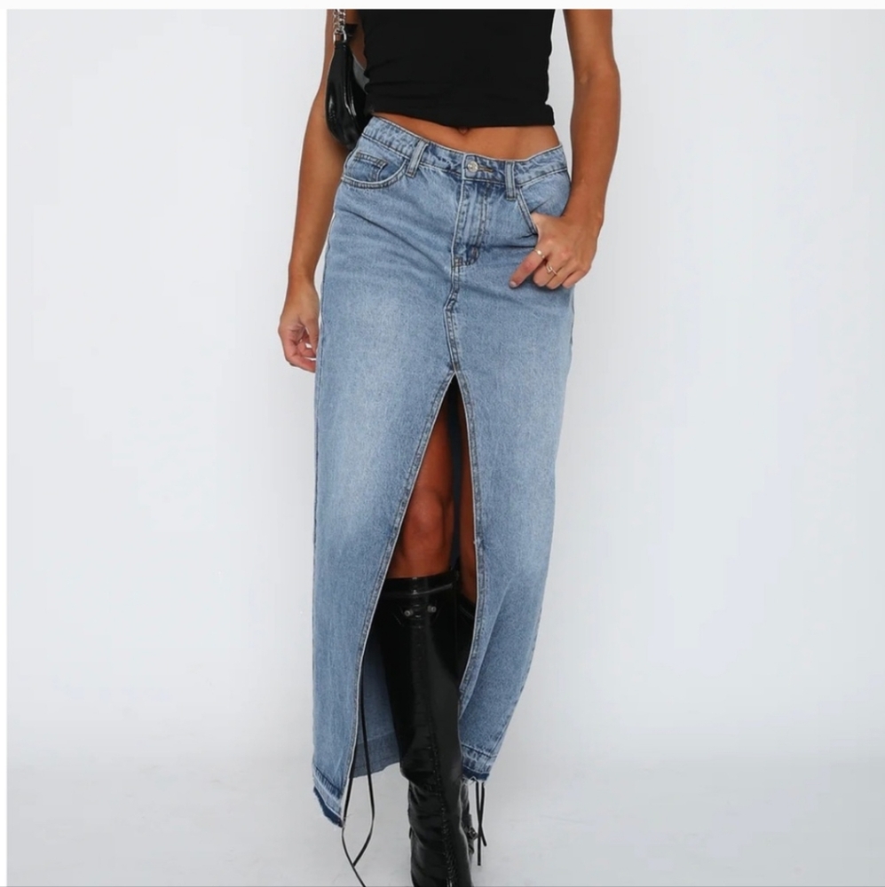 White Fox Boutique Denim Maxi Skirt XS - Picture 1 of 5